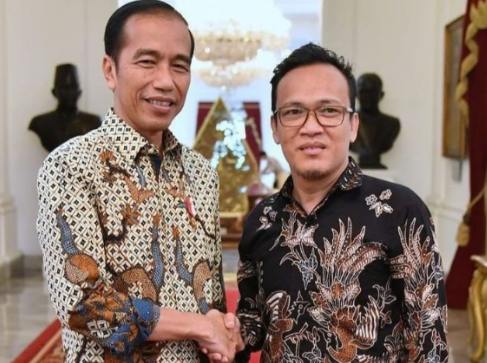 Ketua Jokowi Mania Dipecat dari Komisaris BUMN Gegara Bela Teroris