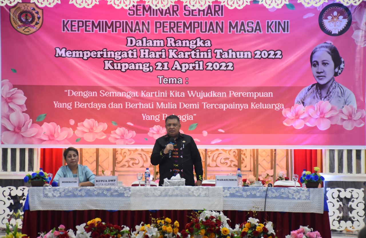Dharma Wanita Kota Kupang Gelar Seminar, Sekda: Perempuan Aset Penting Bangsa