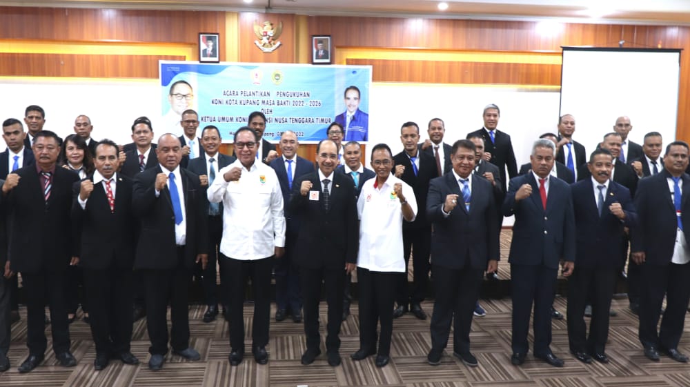 Wagub Nae Soi Lantik Jeriko Sebagai Ketua Koni Kota Kupang