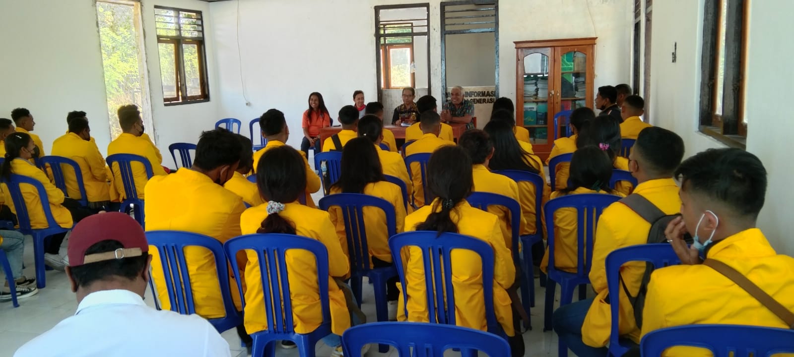 Camat Semau Terima 45 Mahasiswa KBPM Universitas Kristen Artha Wacana kupang