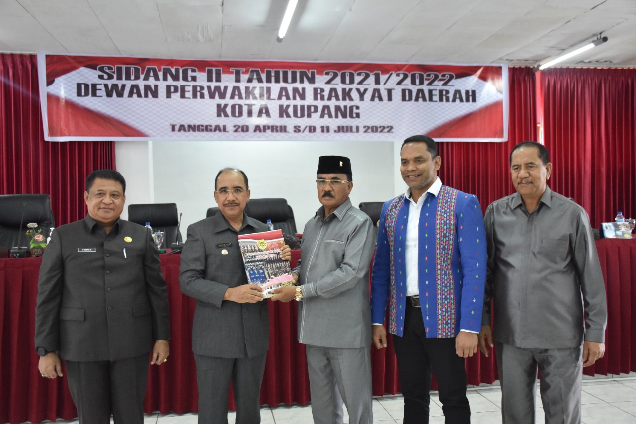 Penutupan Sidang II DPRD Kota Kupang, Wali Kota Mohon Pamit Di Akhir Masa Jabatan