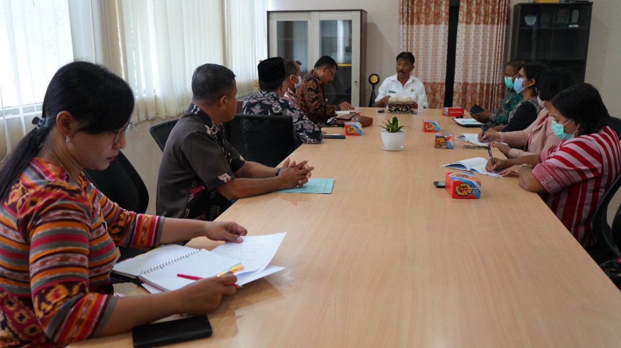 Penjabat Wali Kota Minta Dukungan Tokoh Agama Tangani Sampah dan Stunting di Kota Kupang