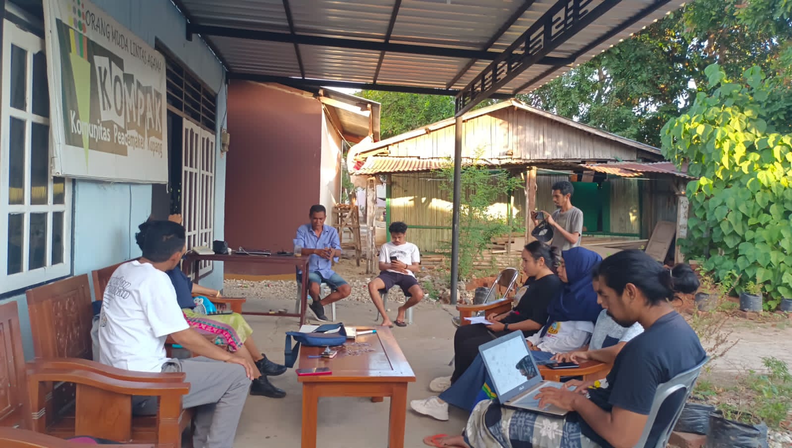 Pohon Saja Jeriko bagi Keliling Rumah Ibadah Demi Membangun Semangat Kerukunan