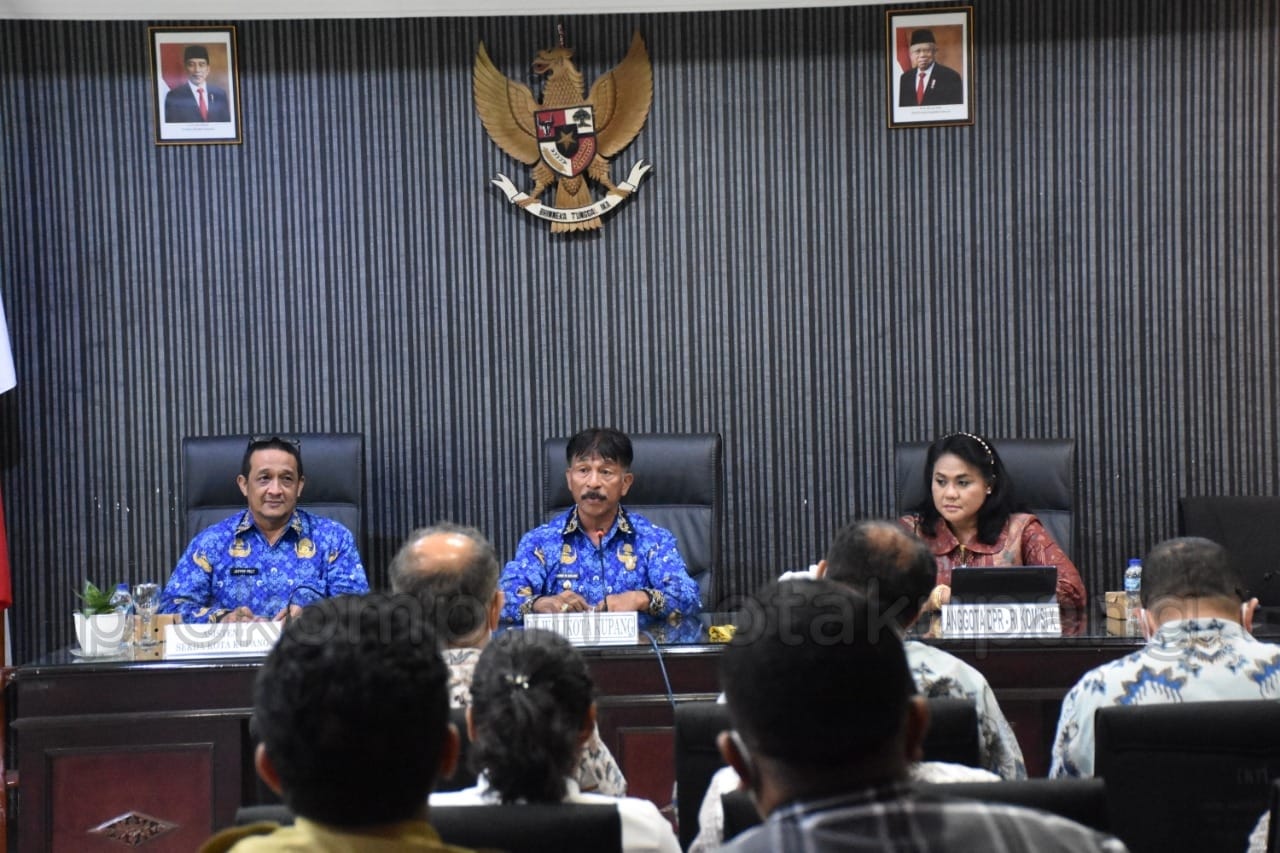 Penjabat Wali Kota Kupang Terima Kunjungan Kerja Anggota Komisi X DPR RI