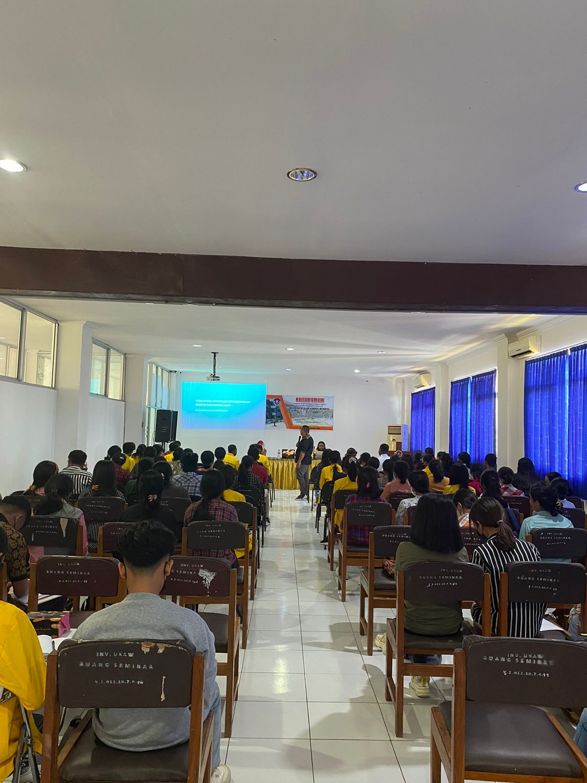 Dalam Rangka Melanjutkan Progam Merdeka Belajar FKIP UKW Kupang Gelar Kuliah Umum