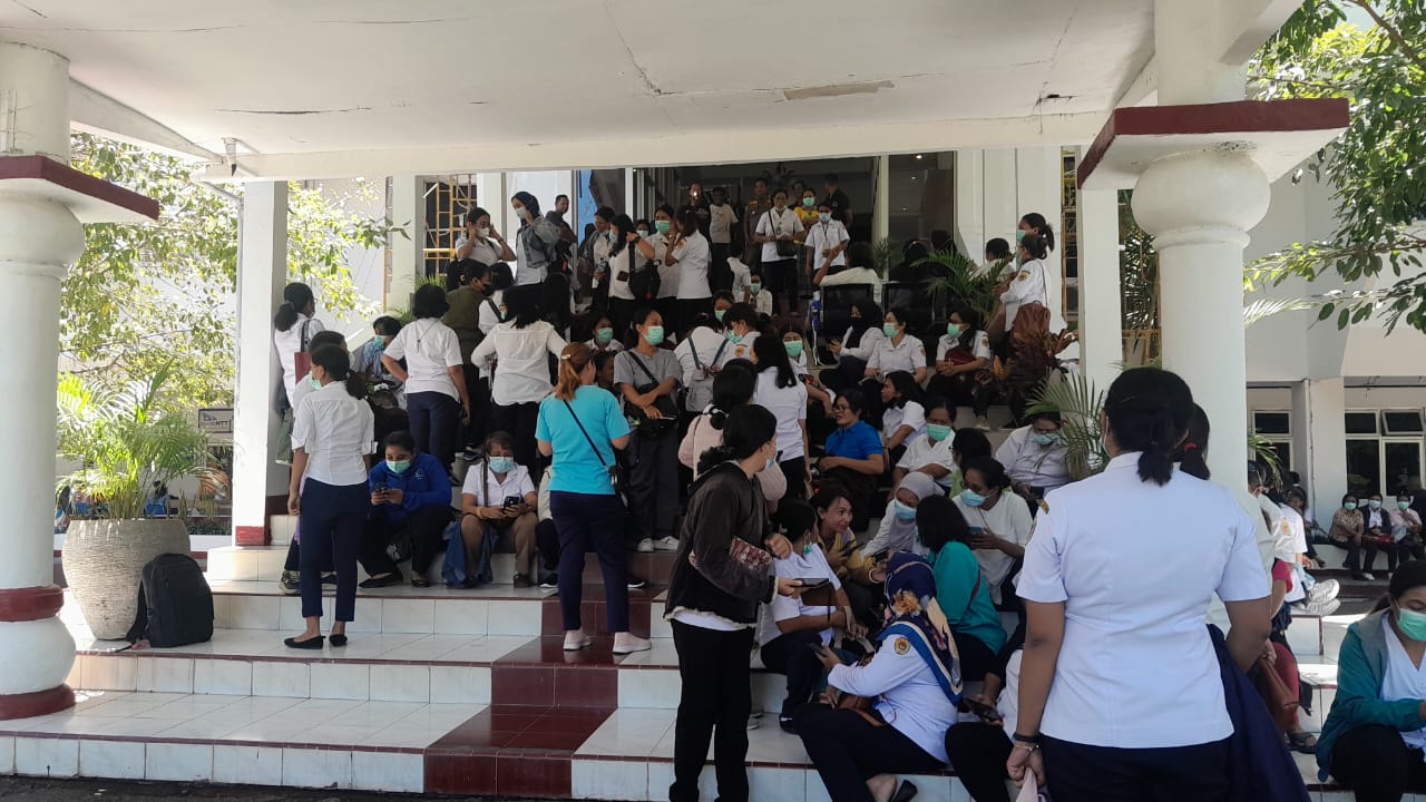 Tunjangan Kinerja dari Rp 1.350.000 Dipangkas Menjadi Rp 600.000, Nakes Kota Kupang Gelar Aksi Demo