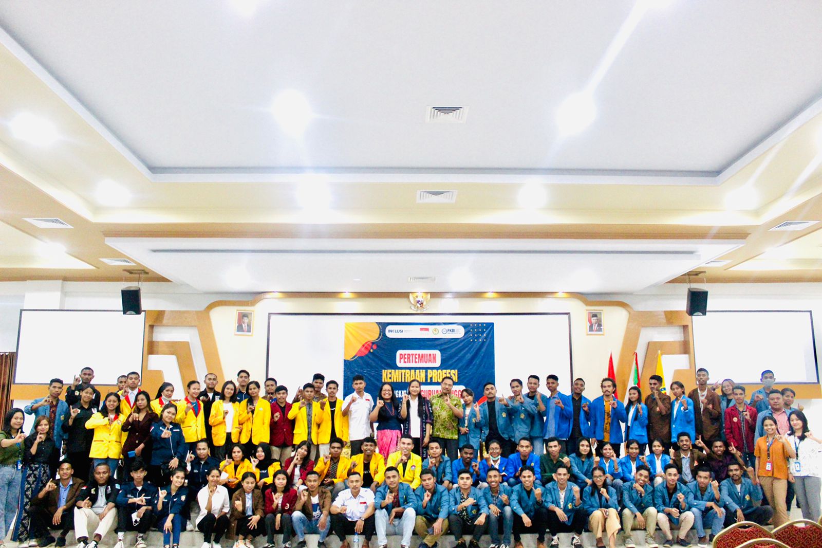 BEM NUSANTARA NTT DAN PKBI NTT MENYELENGGARAKAN PERTEMUAN KEMITRAAN PROFESI DI TINGKAT PERGURUAN TINGGI