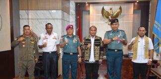 Penjabat Wali Kota Kupang Sambut Baik Tawaran Kerja Sama Danlanudal Di Bidang Olahraga, Pemberdayaan Ekonomi dan Keamanan