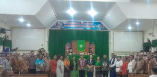 Keluarga Besar Desa Aramaba Di Kalabahi Gelar Syukuran Natal 2025, Pj Bupati Alor Beri Pesan Natal Sekaligus Mohon Pamit Karena Masa Jabatannya Akan Berakhir