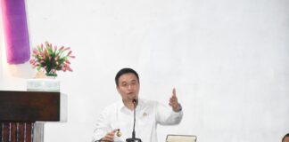 Hadiri Perayaan HUT GMIT Shalom Tuanailuis, Wali Kota Kupang Serukan Komitmen Pemkot Untuk Melayani Masyarakat Secara Responsif