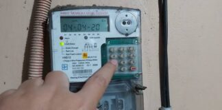 Diduga Menipu Masyarakat Soal Instalasi Listrik, Kepala Desa Nunbena Dilaporkan ke Polsek Kie