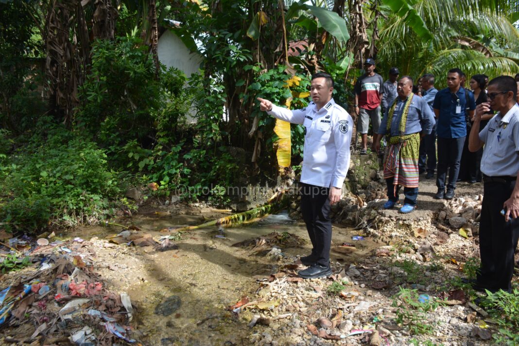 Wali Kota Christian Widodo Tinjau Jalan Rusak di Kecamatan Maulafa