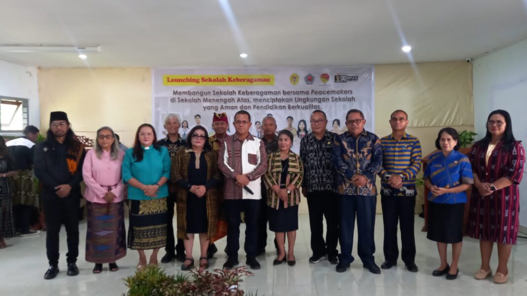 Gubernur NTT Melki Laka Lena Hadiri Launching Sekolah Keberagaman Yang Dirintis Oleh Komunitas Peacemaker Kupang