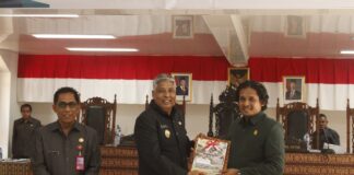 Wakil Bupati Thobias Uly Hadiri Rapat Paripurna DPRD Sabu Raijua, Bahas RANWAL RPJMD 2025–2029