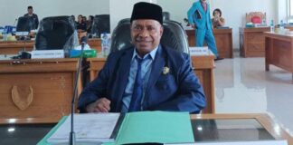 Rapat Paripurna DPRD Alor, Yupiter Moulobang Suarakan Peningkatan Insentif Tenaga Medis dan Pemulihan Ekonomi Masyarakat