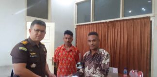 Ikmahwell Datangi Kejari Alor Pertanyakan Kasus Dugaan Penyalahgunaan Dana Desa Di Kecamatan Alor Tengah Utara