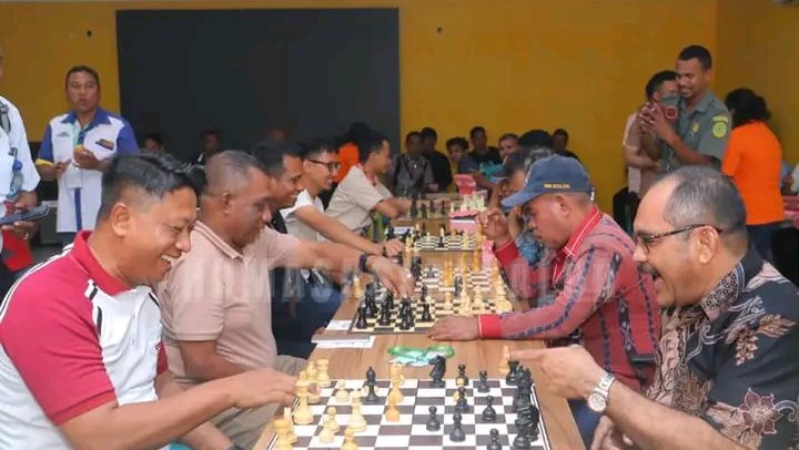 Peringati Hari Bhayangkara Ke 79, Polres Alor Dan Pemkab Alor Bersinergi Dalam Turnamen Catur