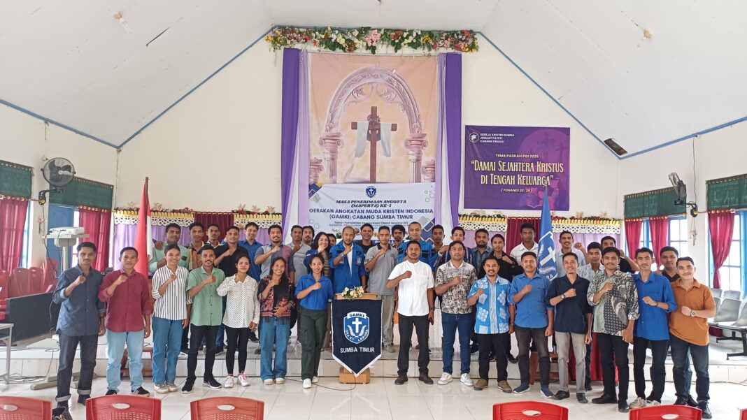 DPC GAMKI Sumba Timur Gelar Maperta dan Pelantikan 71 Anggota Baru