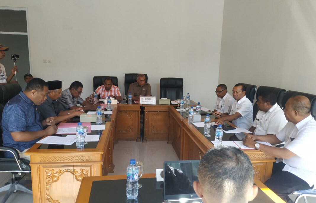 Komisi I DPRD Alor Beri Apresiasi Dan Penghargaan Kepada Inspektorat Daerah Atas Peraihan Opini WTP