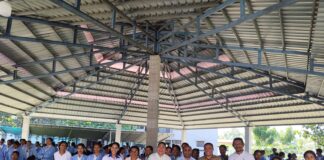 Kepala Bapelitbang Alor Beri Materi Tentang Arah Pembangunan Ekonomi Desa Di Pembekalan KBPM Untrib Kalabahi