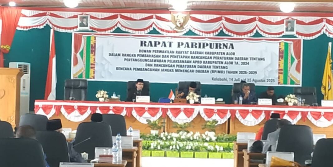 Rapat Paripurna DPRD Alor Bahas Kondisi Sakit Bupati Dan Rendahnya Serapan Anggaran, Wabup Merespons Positif