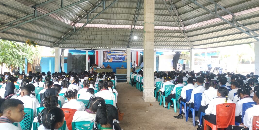 Jadi Pemateri di Kegiatan PKKMB, Wakil Rektor 1 Sampaikan Kebijakan Akademik Untrib Kalabahi Menuju Pendidikan yang Berkualitas dan Berintegritas