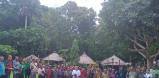 Klasis Amarasi Selatan Ikut Sukseskan Program Menanam Satu juta Pohon Umur Panjang Yang Dicetuskan Oleh Sinode GMIT