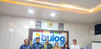Perkuat Jaminan Pangan, Wakil Bupati Sabu Raijua Lakukan Kunjungan Kerja ke Bulog NTT