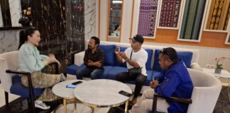 9 Hari Reses di Alor, Anggota DPR RI Julie Laiskodat Salurkan Bantuan, Serap Aspirasi, Resmikan BSPS dan Deklarasi Rumah Aspirasi Sahabat JSL di Belasan Kecamatan Hingga Akan Usung Deni Padabang Maju Bupati