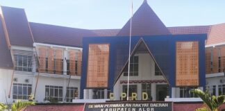 Pakar Hukum Tata Negara dan DPRD Soroti Memo Bupati Alor: Pelanggaran Hirarki, Kinerja Pejabat Eselon II Dipertanyakan