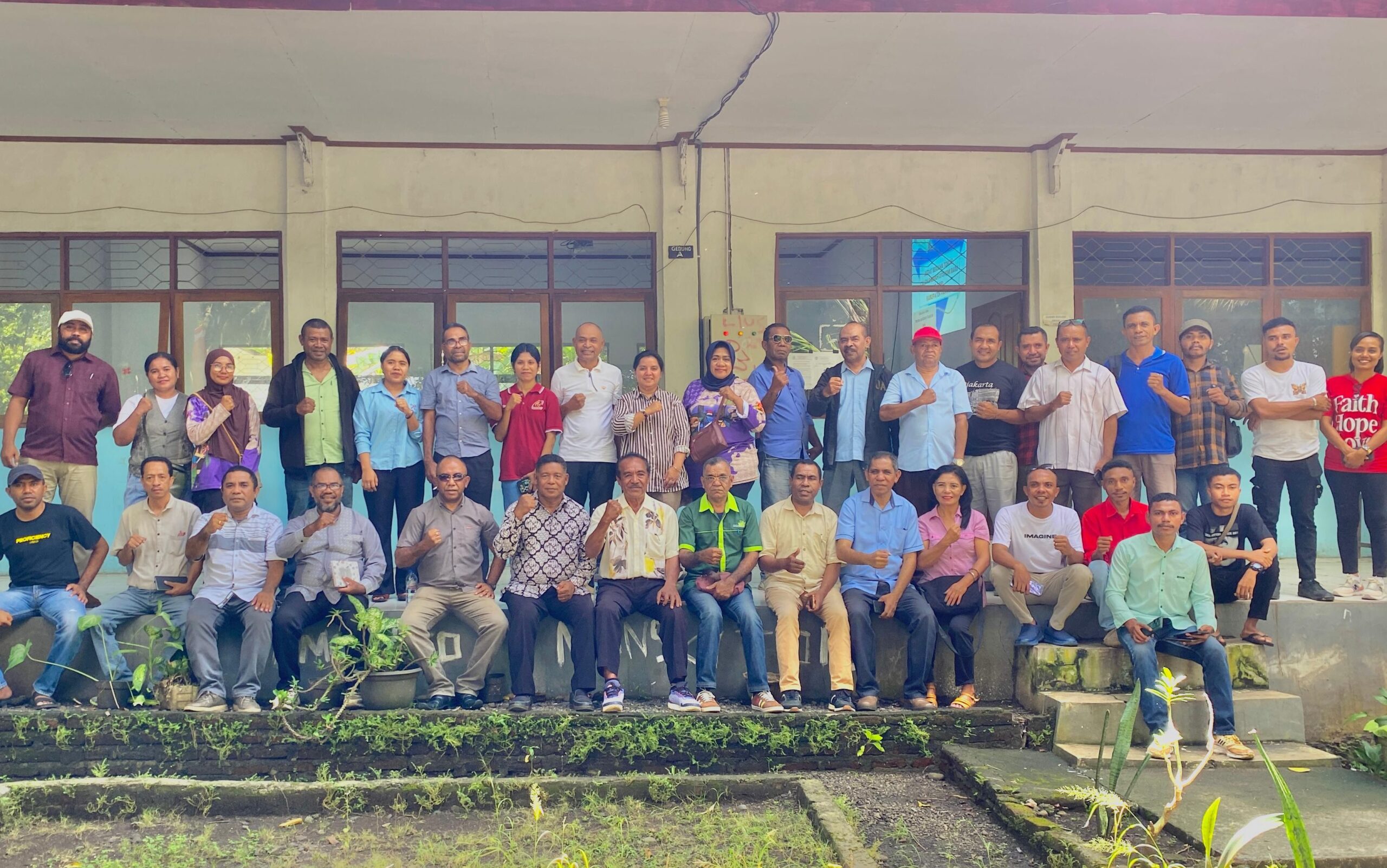 Rapat Bersama Akademisi, Panitia DOB Pantar, Mahasiswa dan Tokoh Masyarakat di Untrib Kalabahi, Rumuskan Langkah Strategis Menuju Kemandirian Pantar 4 IMG 20260516 WA00532 scaled